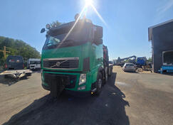 Volvo - FH 540 Kamion platforma + Kran / LTK859