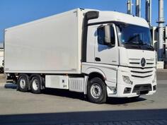 Mercedes Benz - 2551 / 6x2 / rampa / kamion hladnjača / MO3093
