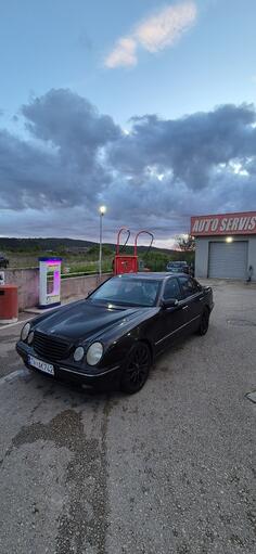 Mercedes Benz - E 270 - 2.7 cdi