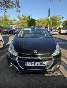 Peugeot - 208 - 1.2