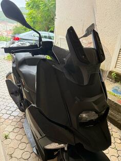 BMW - c400x