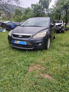 U djelovima Ford - Focus 1.6 benzin