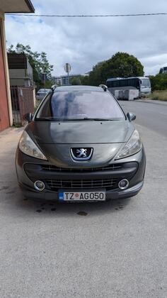 Peugeot - 207 - 1.6 HDI
