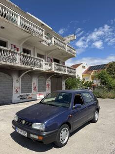 Volkswagen - Golf 3 - 1,6