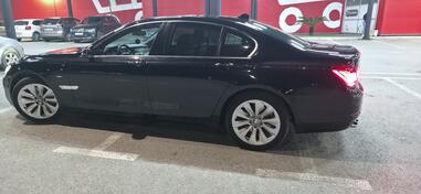 BMW - 730 - 3.0