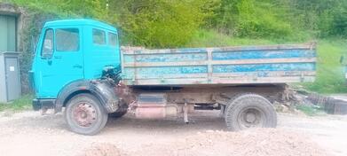 Mercedes Benz - 1217