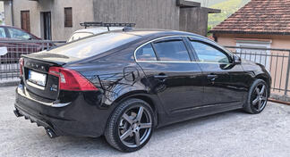 Volvo - S60 - D5 AWD