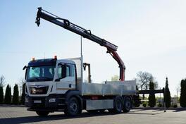 MAN - TGS 26.320 Kamion s ravnom platformom + Kran / IMP-4182