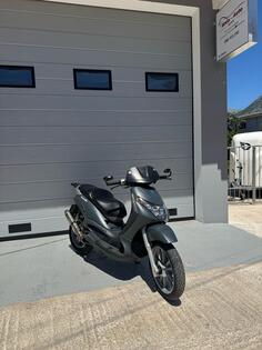 Piaggio - Beverly 125/200