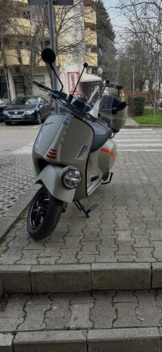 Piaggio - Vespa gtv 300