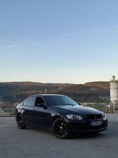 BMW - 320