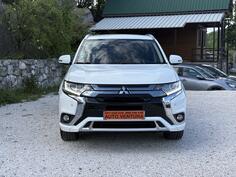 Mitsubishi - Outlander - 4x4//HYBRID//BENZIN