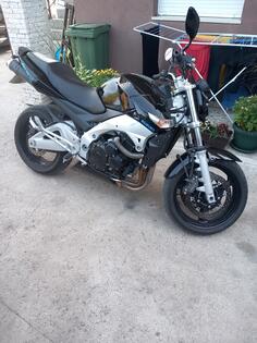Suzuki - gsr600