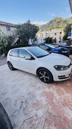 Volkswagen - Golf 7 - TDI Bluemotion