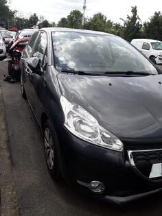 Peugeot - 208