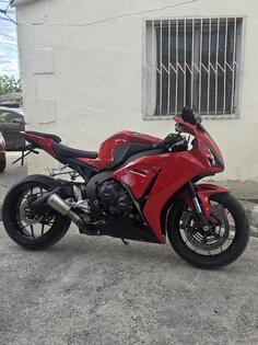 Honda - CBR 1000 RR
