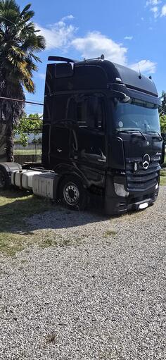 Mercedes Benz - Actros