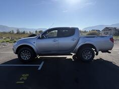 Mitsubishi - L200 - 2,5