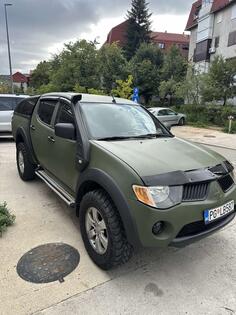 Mitsubishi - L200 - L200