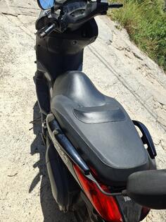 Yamaha - x max 250