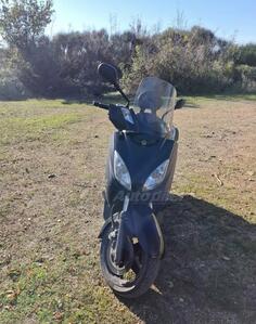 Yamaha - x max 250