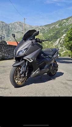 Yamaha - T-MAX 530
