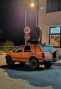Opel - Frontera - 2.3d