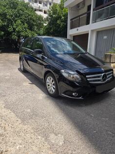 Mercedes Benz - B 180 - 1.5
