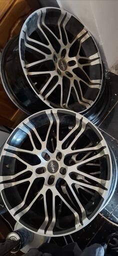 Fabričke rims and Trackmax tires