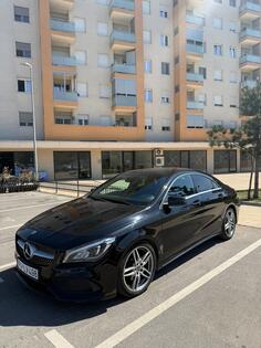 Mercedes Benz - CLA 180 - 1.6 benzin