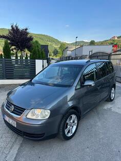 Volkswagen - Touran - 2.0TDI