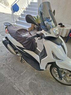 Piaggio - beverly 300 HPE