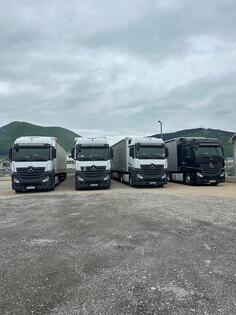 Mercedes Benz - MP4