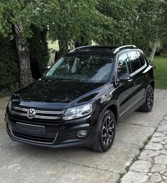 Volkswagen - Tiguan - 4x4 DSG