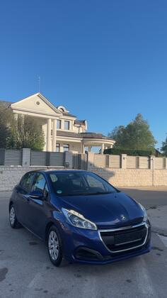 Peugeot - 208 - 1.6 HDI