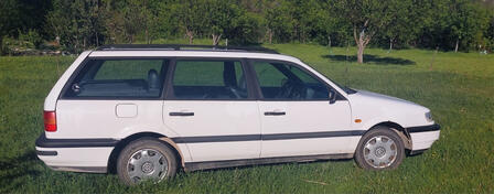 Volkswagen - Passat