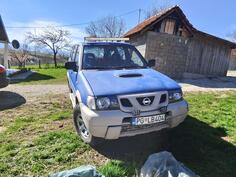 Nissan - Terrano - 2.7