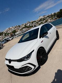 Volkswagen - Golf 8 - GTI