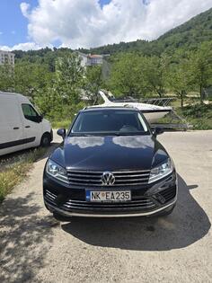 Volkswagen - Touareg - 3.0tdi