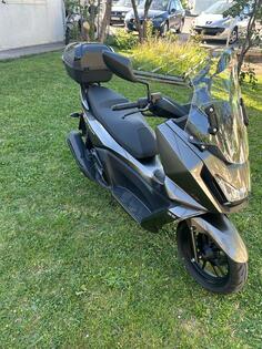 Kymco - Skytown