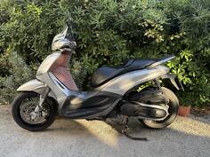 Piaggio - beverly 350 ST