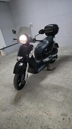 Aprilia - Scarabeo