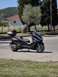Piaggio - X 10