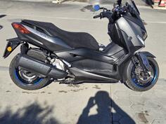 Yamaha - x max