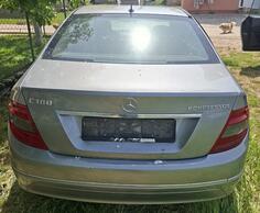 U djelovima Mercedes Benz - C 180