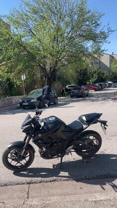 Yamaha - MT03