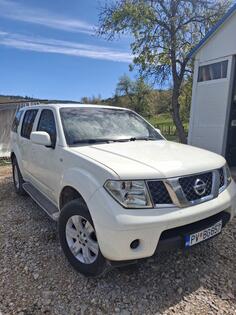 Nissan - Pathfinder - 2.5 dci