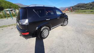 Mitsubishi - Outlander - 2.0 DI-D