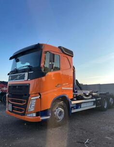 Volvo -  FH 420 Kamion s kukom /  LTK542