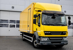 DAF - LF 55.250 Kamion furgon + Rampa / LTK495